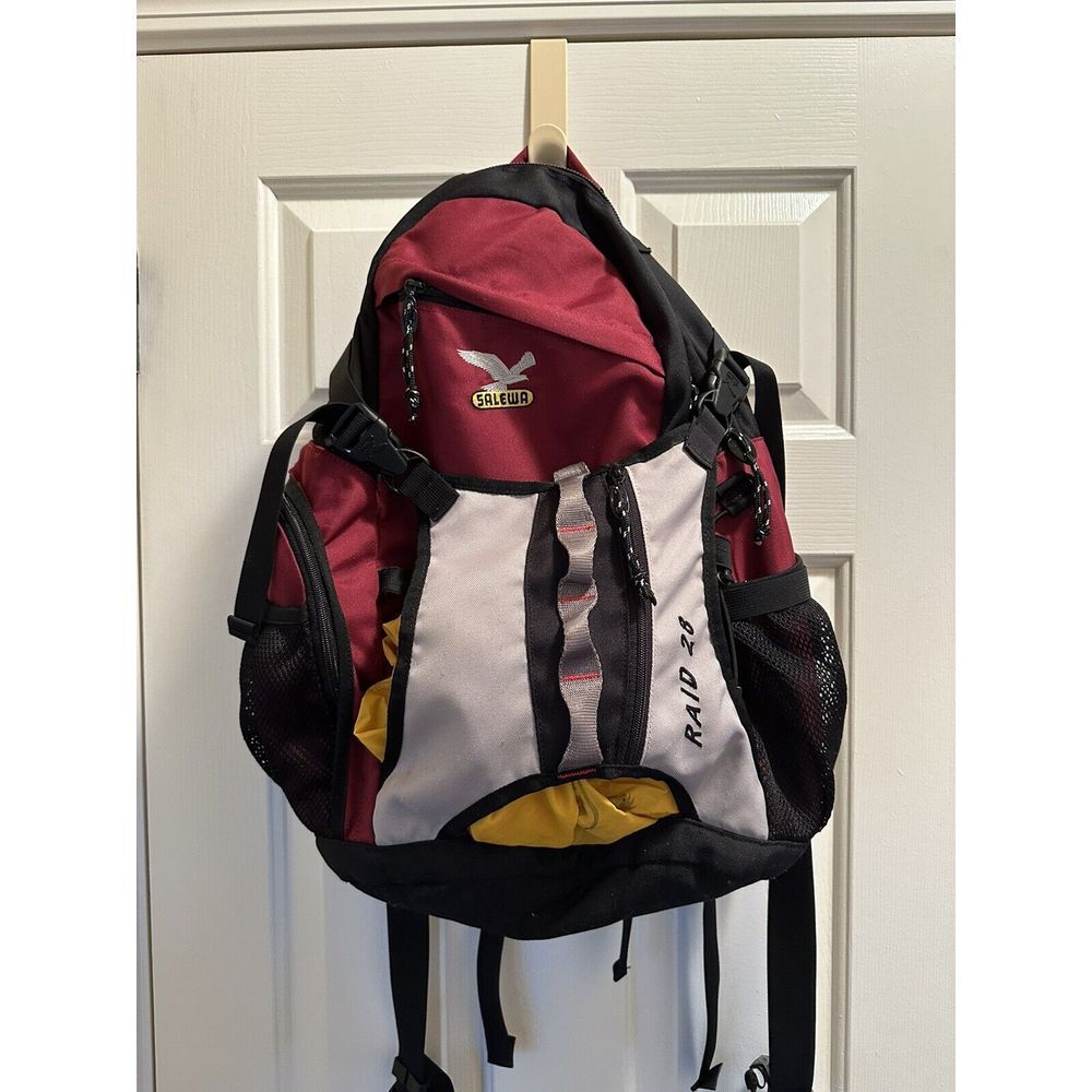 Salewa Raid 28 Backpack Daypack‎ Hiking Survival Bugout Bag